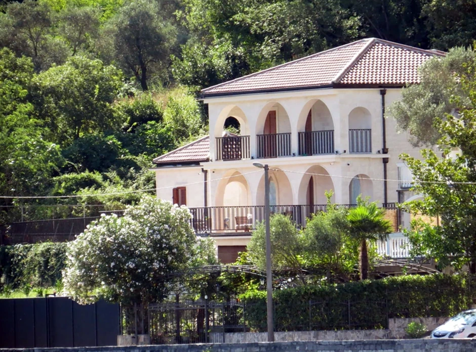 Vila Nikole Mirotića u Crnoj Gori