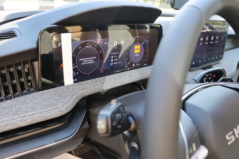 Skoda Superb - nowy nieoznakowany samochód policji