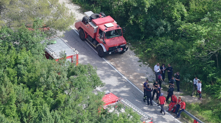 Jelenleg is folyik a vizsgálat a helikoptertragédia miatt / Fotó: MTI/HINA/Mario Strmotic