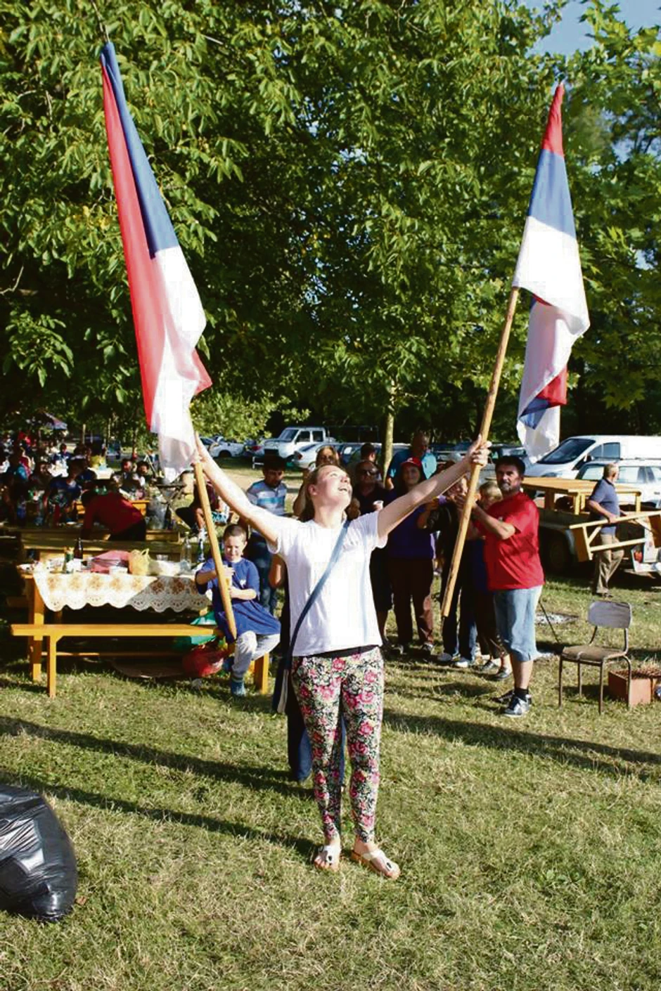 Selo koje ima 36 stanovnika oživi leti pošto dolaze brojni turisti iz Češke, ali i cele Srbije, da uživaju u ovoj oazi mira i nedirnute prirode