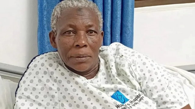 Hetven éves nő szült egészséges ikerpárt Ugandában