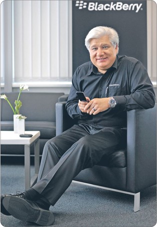 Mike Lizaridis, producent smartfonów BlackBerry, chce uczynić z Kanady naukową potęgę