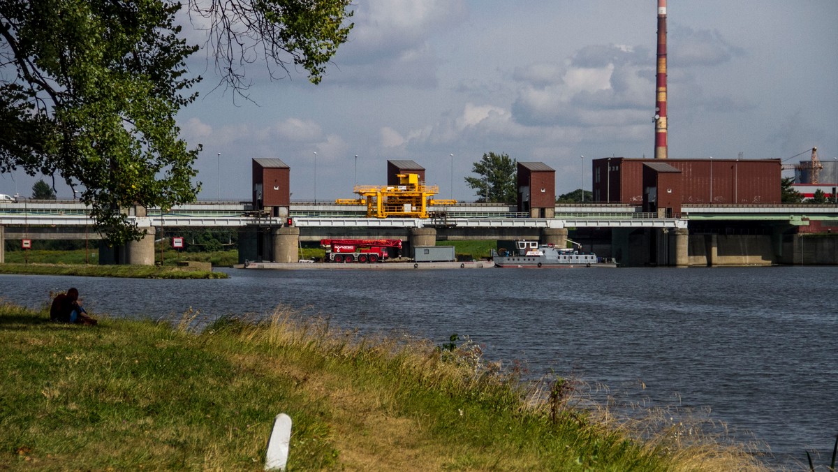 Policja jest coraz bliżej wyjaśnienia sprawy brutalnego mordu na 23-letniej studentce z Krakowa. Wypreparowaną skórę Katarzyny Z. wyłowiono z Wisły w 1999 roku. Śledztwo wszczęto od nowa na początku tego roku. - Jego wyniki przeszły oczekiwania zespołu - przyznają policjanci.