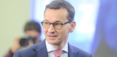 Morawiecki: kto nie przeklina, niech rzuci kamieniem