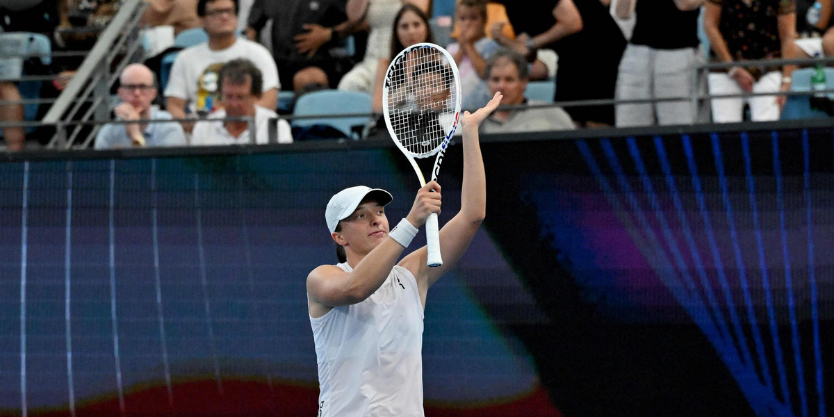 Iga Świątek awansowała do drugiej rundy Australian Open.