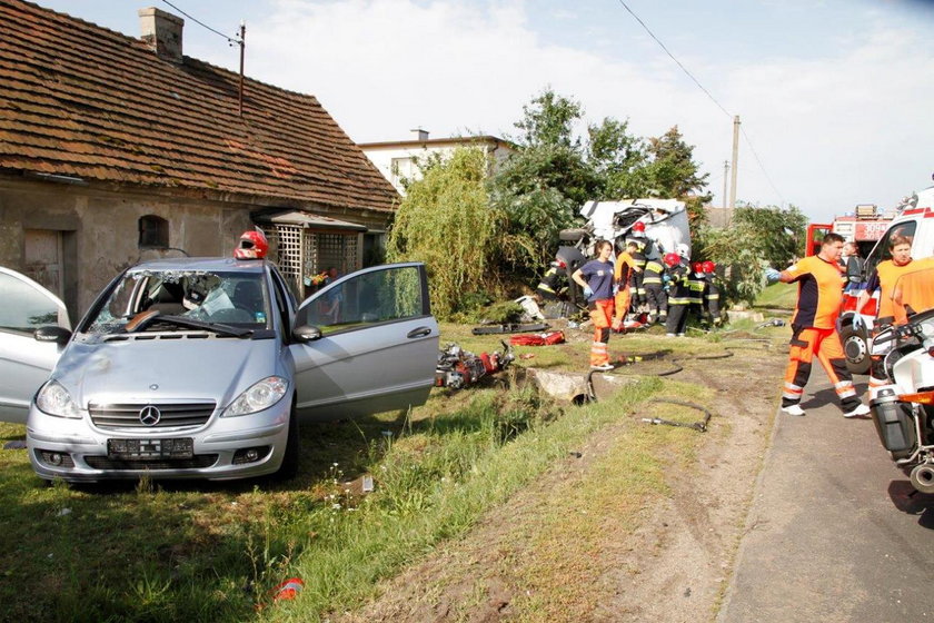 Śmierć poniósł kierowca jednośladu. 