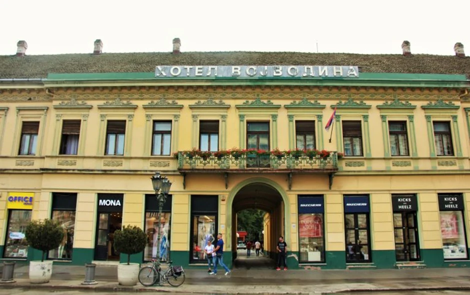 Trg slobode Novi Sad