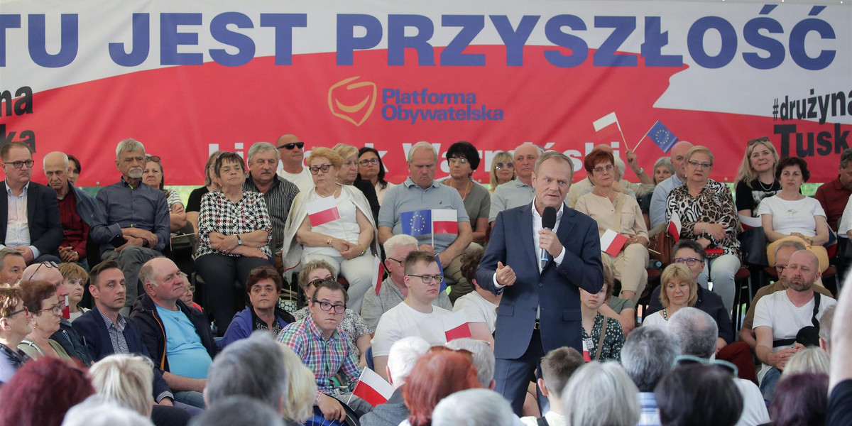 Donald Tusk znowu strzela! Bambik, kosmiczna Semeniuk i pokój płaczu.