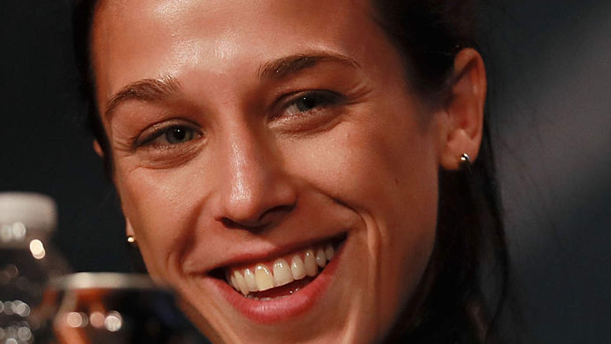 Joanna Jędrzejczyk już na stałe przeniosła się do Stanów Zjednoczonych, gdzie rozpoczęła treningi pod okiem tamtejszych specjalistów. Chociaż większość jej przyjaciół zostało w Polsce, to zawodniczka MMA nie czuje się za oceanem samotna.