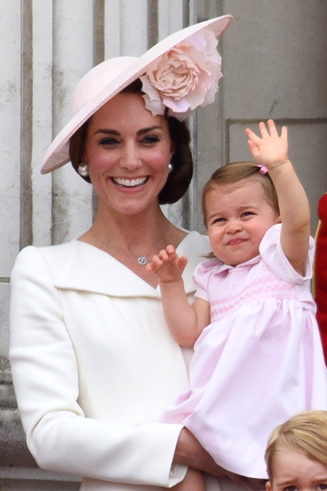 Olvadni fogsz! Íme Kate Middleton és Sarolta hercegnő 10 legédesebb pillanata