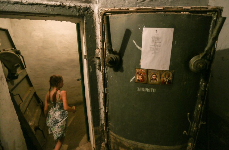 Ludzie w oblęzonym Iłowajsku żyją pod ziemią