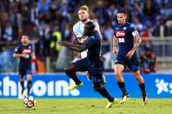 Liga włoska: Zieliński i Milik podbili Rzym. Szczęsny nudził się w bramce Juventusu [WIDEO]