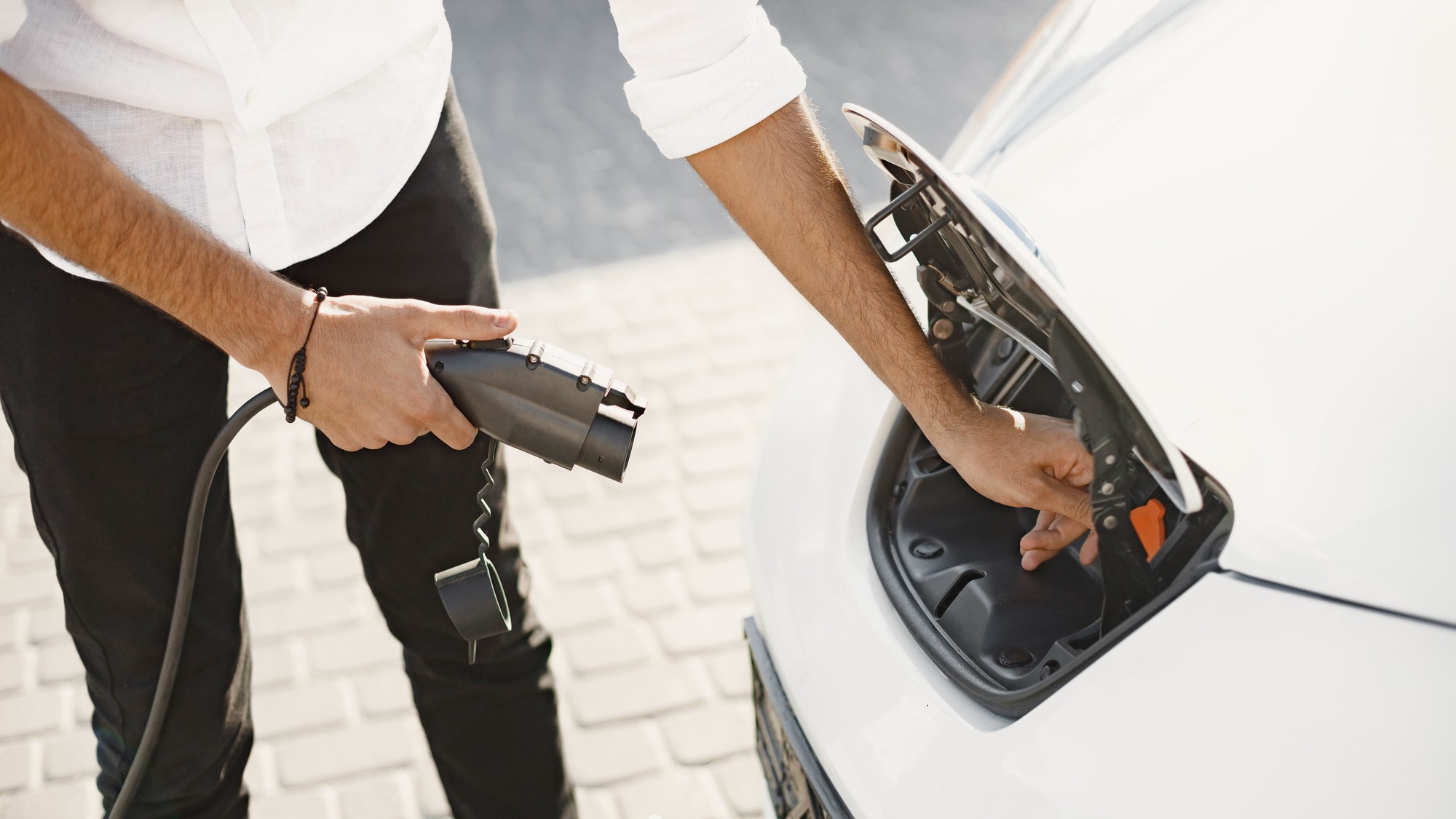 Desať overených spôsobov, ako znížiť spotrebu paliva. Žiadne triky, len zdravý rozum. 