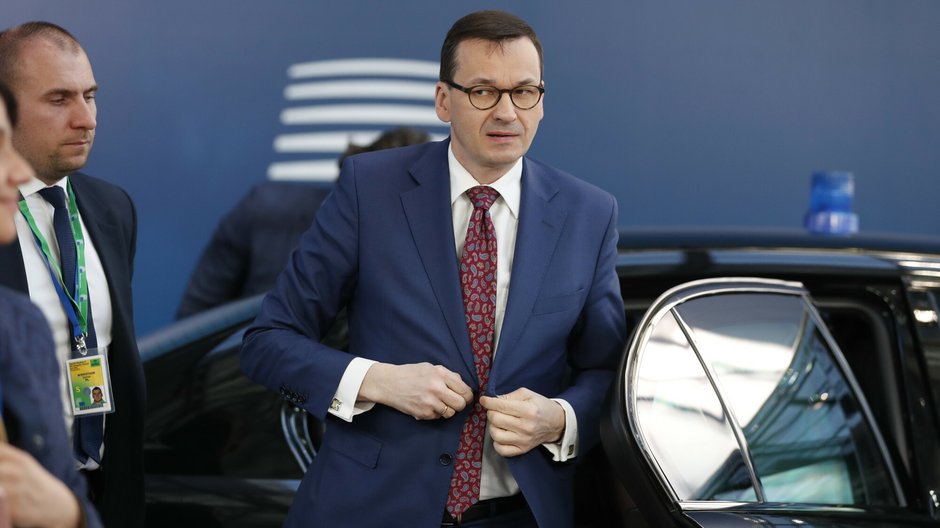 Mateusz Morawiecki przyjeżdża na szczyt UE w Brukseli w 2019 r.