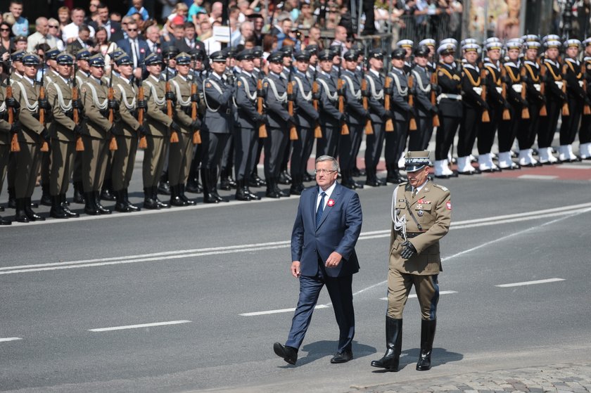  defilada z okazji święta Wojska Polskiego 