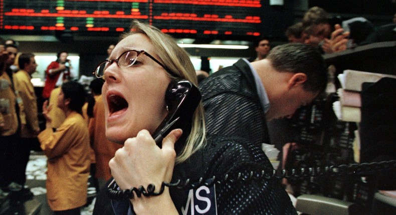 trader yell angry upset phone