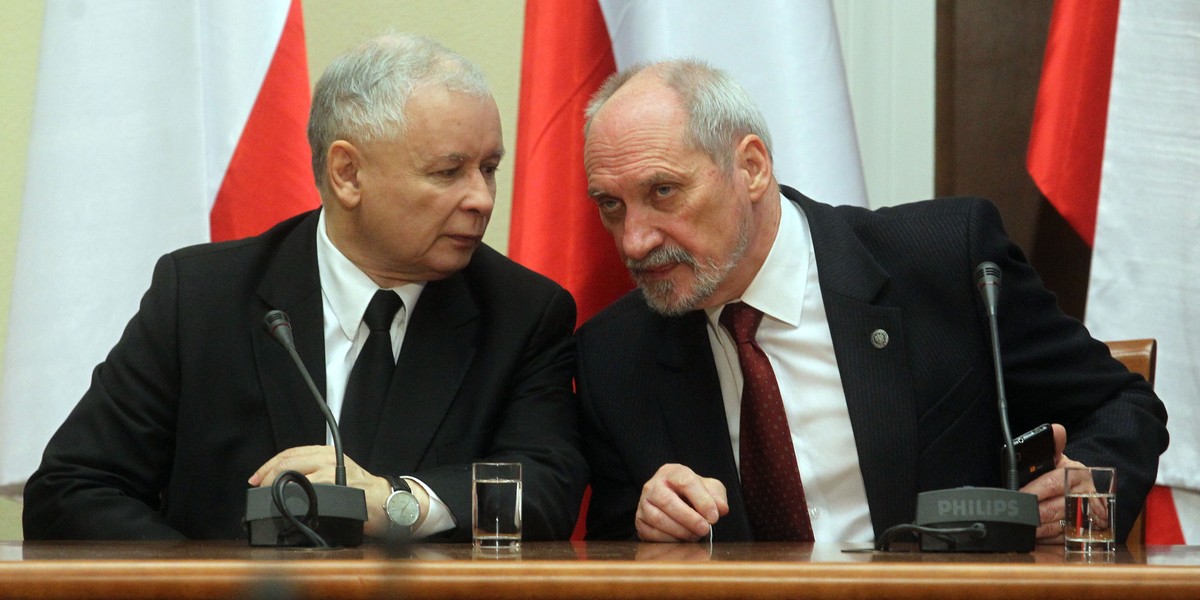 Prezes PiS Jarosław Kaczyński i wiceprezes Antoni Macierewicz