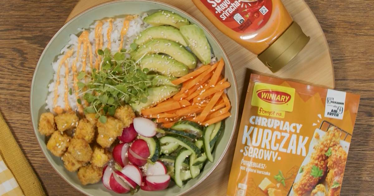 Warzywny Bowl z panierowanym tofu