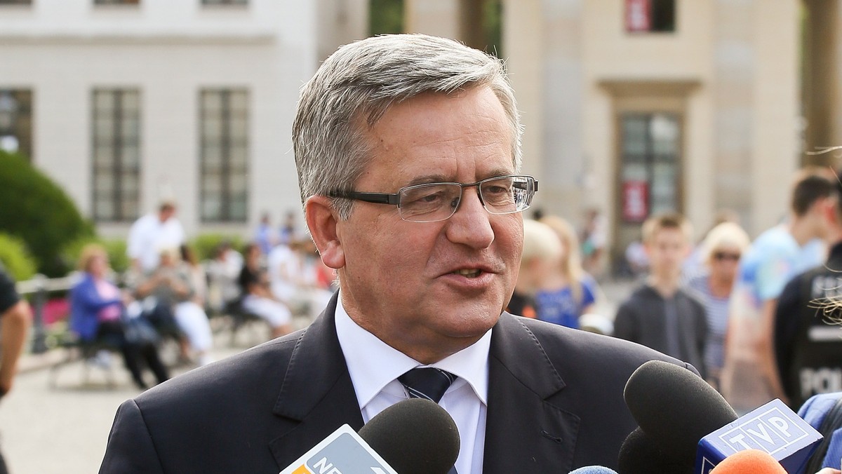 Prezydent Bronisław Komorowski zapowiedział dziś, że w najbliższych dniach ogłosi termin jesiennych wyborów parlamentarnych. Jak podkreślił, w grę wchodzą trzy niedziele października - 11, 18 lub 25.