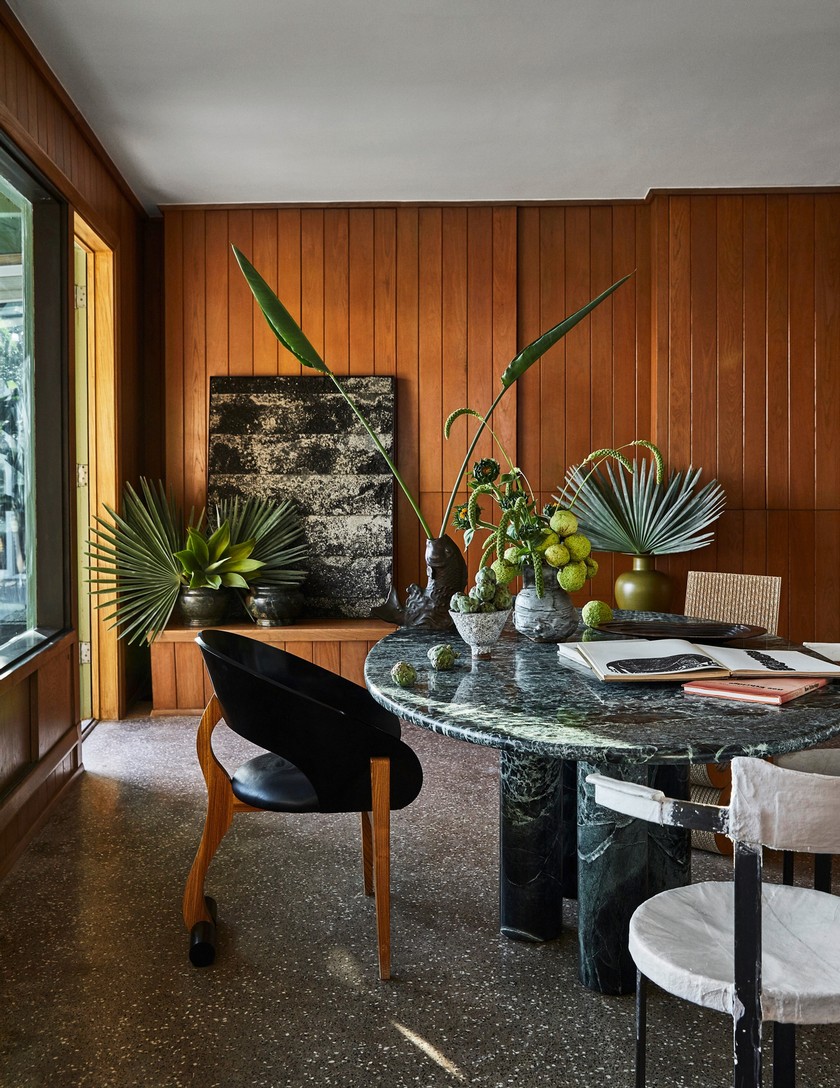 GESTREIFT Das Strandhaus am Broad Beach von Malibu richtete Kelly Wearstler  nur für einen Sommer ein.