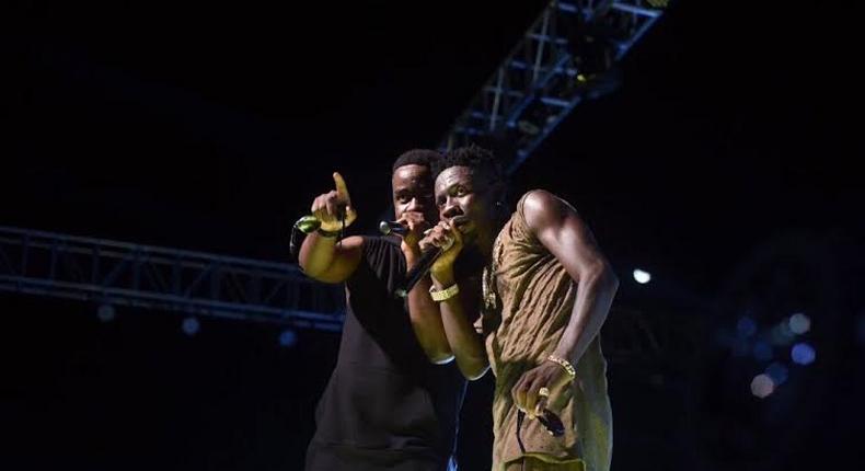 Sarkodie surprises Shatta Wale fans at album launch