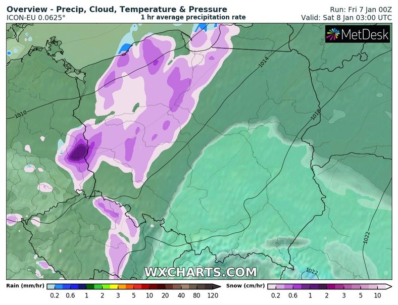 W nocy na zachodzie i północy zacznie sypać śnieg