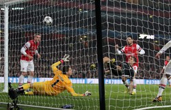 Cyfrowy Polsat sprzedawał mecze bez koncesji