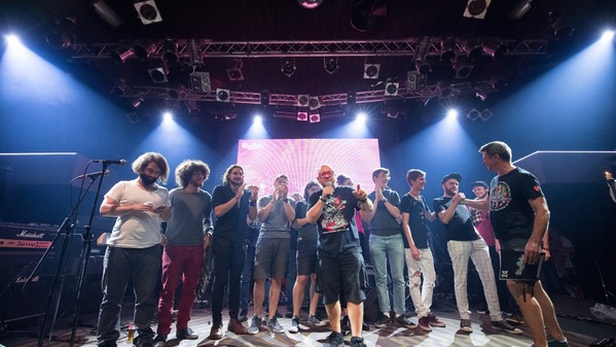 W piatek, 31 maja w czeskiej Pradze w klubie "Lucerna Music Bar" odbyły się zagraniczne eliminacje do 24. Pol'and'Rock Festival. W muzycznych zmaganiach wzięły udział zespoły z Czech i Słowacji.