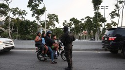 "nielegalne i nierozsądne". new york times miażdży atak trumpa na wenezuelę