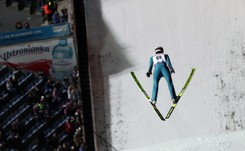 PŚ w skokach: Geiger wygrał kwalifikacje w Wiśle. Znamy skład Polaków na konkurs drużynowy