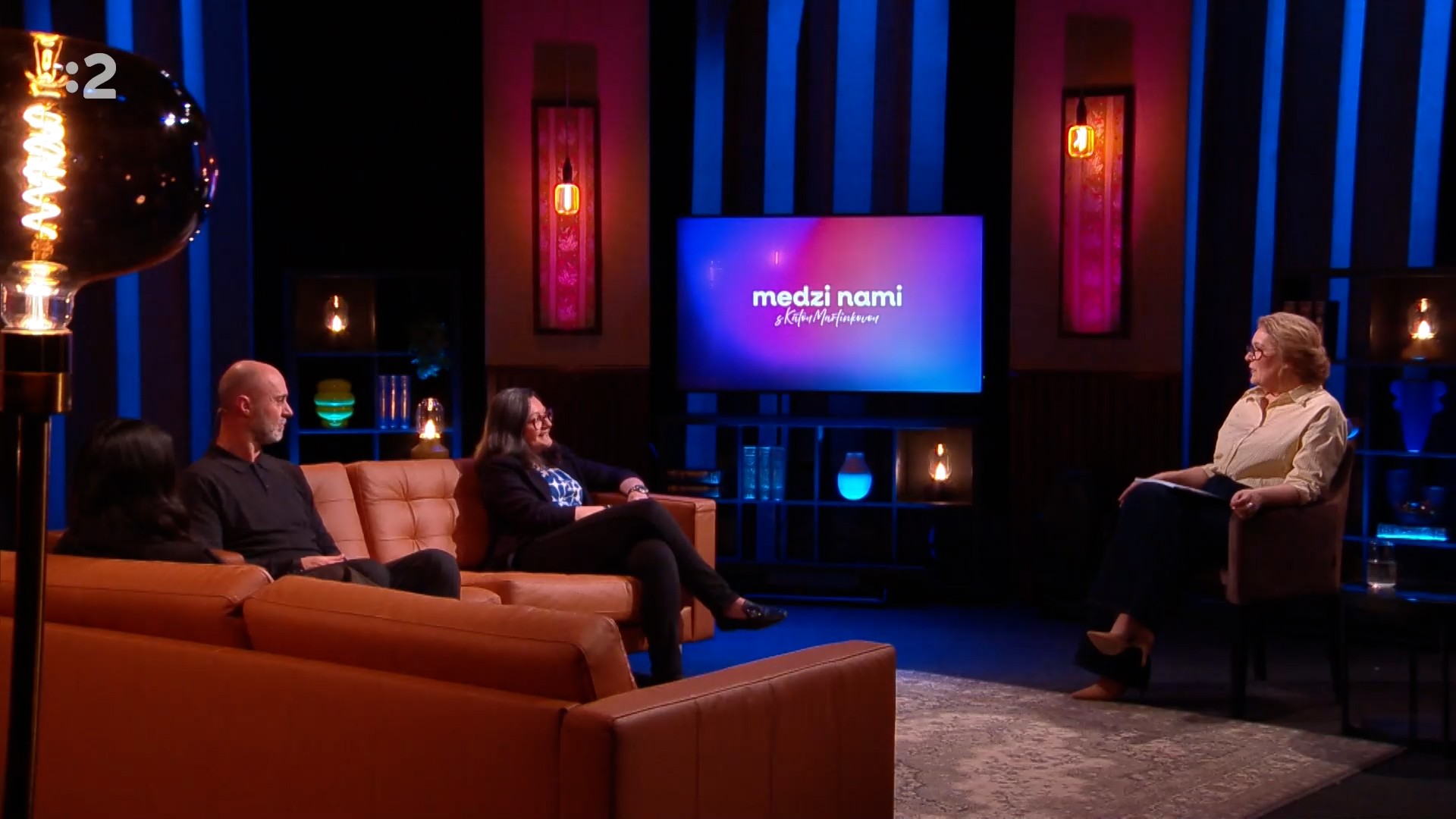 Talkšou STVR Medzi nami s Katou Martinkovou.