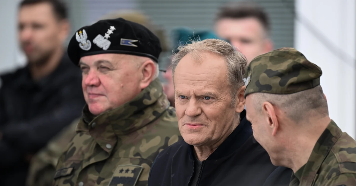 Tusk grzmi o odpowiedzialności Rosji ws. dronowej prowokacji. "Łapy precz od żołnierzy"