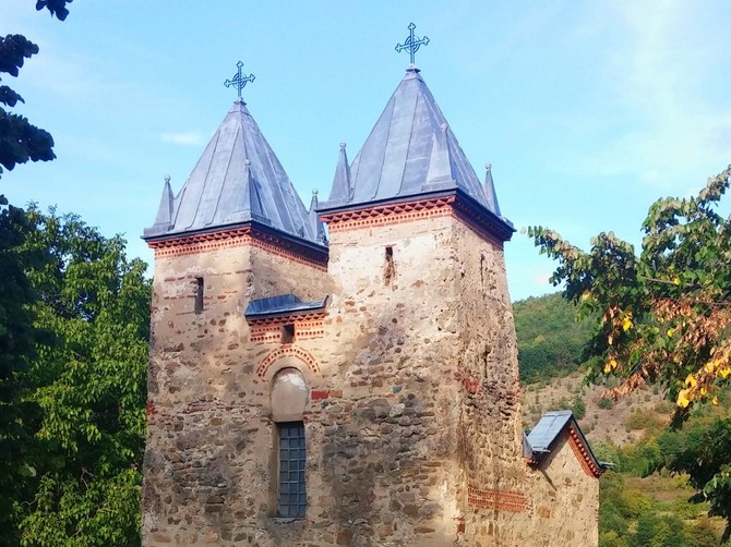 Bogorodičina crkva Donja Kamenica