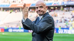 rewolucja w przepisach gry w piłkę nożną. czerwona kartka za zasłanianie ust