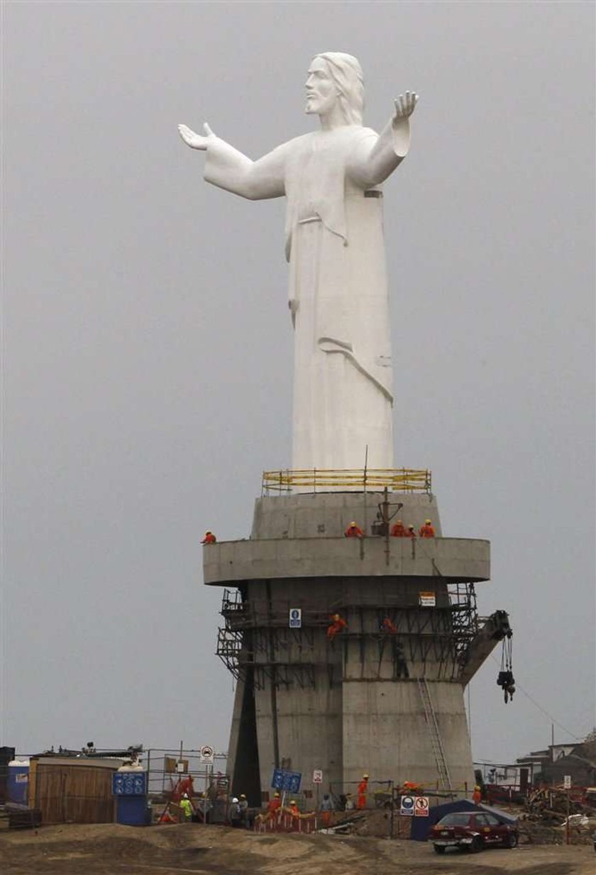 Oszustwo! Mówią, że pokonali Chrystusa w Świebodzina!