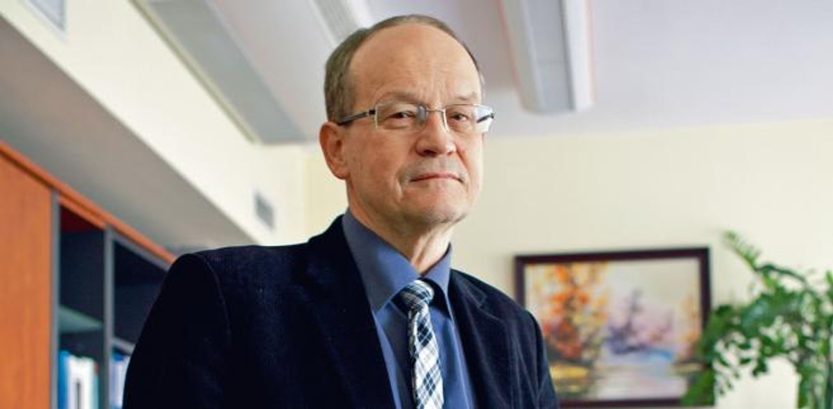 Andrzej Sławiński, profesor nauk ekonomicznych, wykładowca SGH. Dyrektor Instytutu Ekonomicznego NBP, były członek RPP