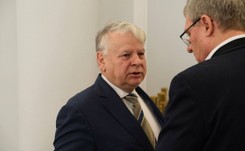 Borusewicz: Na drugi dzień po wyborach PiS wprowadzi stan nadzwyczajny