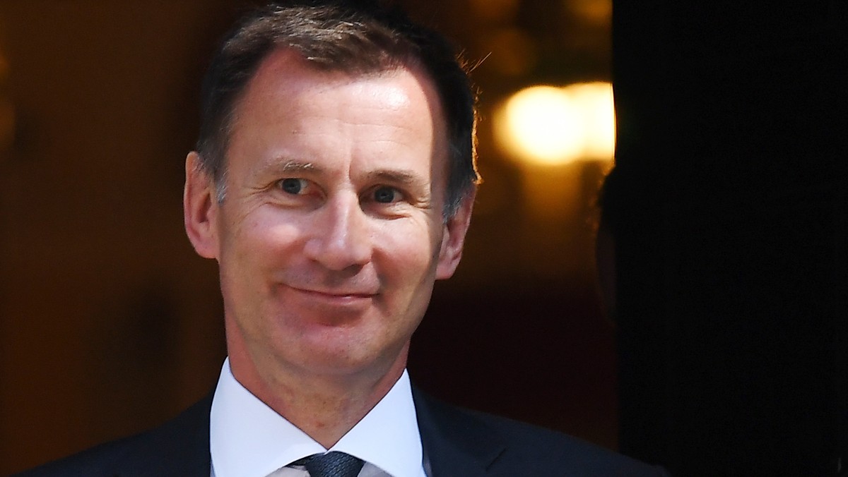 Dotychczasowy minister zdrowia Jeremy Hunt został powołany wczoraj wieczorem przez premier Wielkiej Brytanii Theresę May na stanowisko ministra spraw zagranicznych po rezygnacji dotychczasowego szefa dyplomacji Borisa Johnsona.