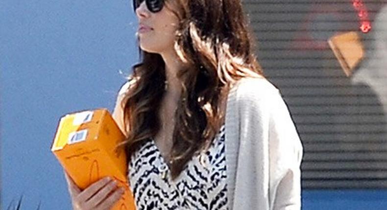 Jessica Biel flaunts post baby body in Los Angeles