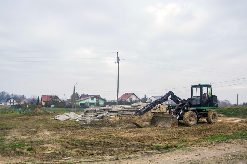 Wybudują wysokie bloki w sielskiej wsi? Mieszkańcy protestują!