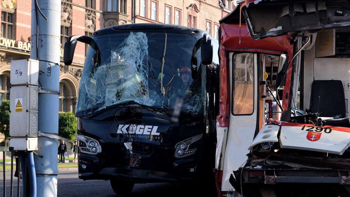 Gdańsk: Wypadek autobusu z Niemiec. Zarzut dla kierowcy
