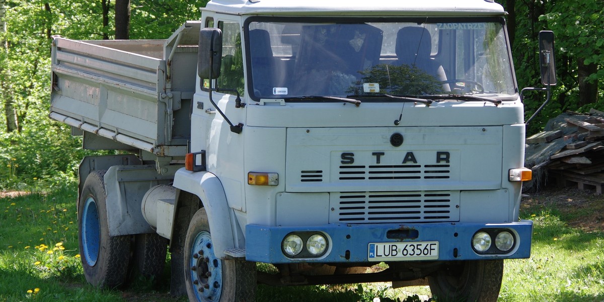 Historia starachowickiego "Stara" sięga 1948 roku. Marka zniknęła z rynku w 2009 roku