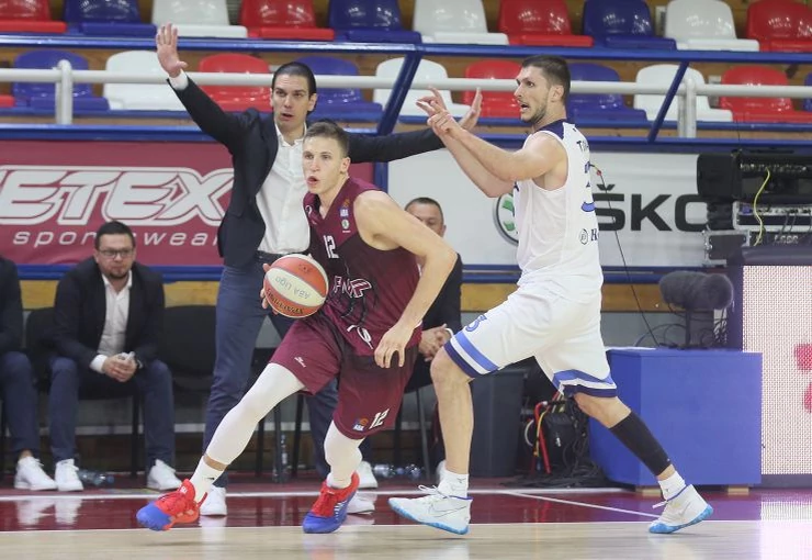 Aleksa Radanov has been having a terrific season in the Adriatic League for FMP Beograd. (Photo courtesy of FMP/Promo via BLIC TV.)