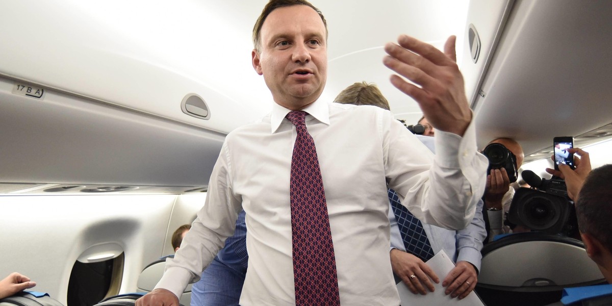 Andrzej Duda jako prezydent RP jest oskarżany o złamanie konstytucji