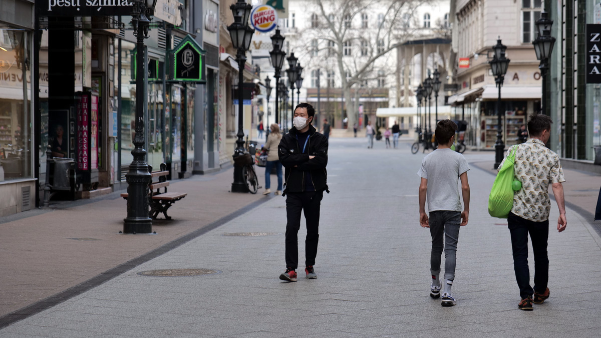 Węgry. Rząd przedłużył do 19 kwietnia restrykcje przeciwepidemiczne