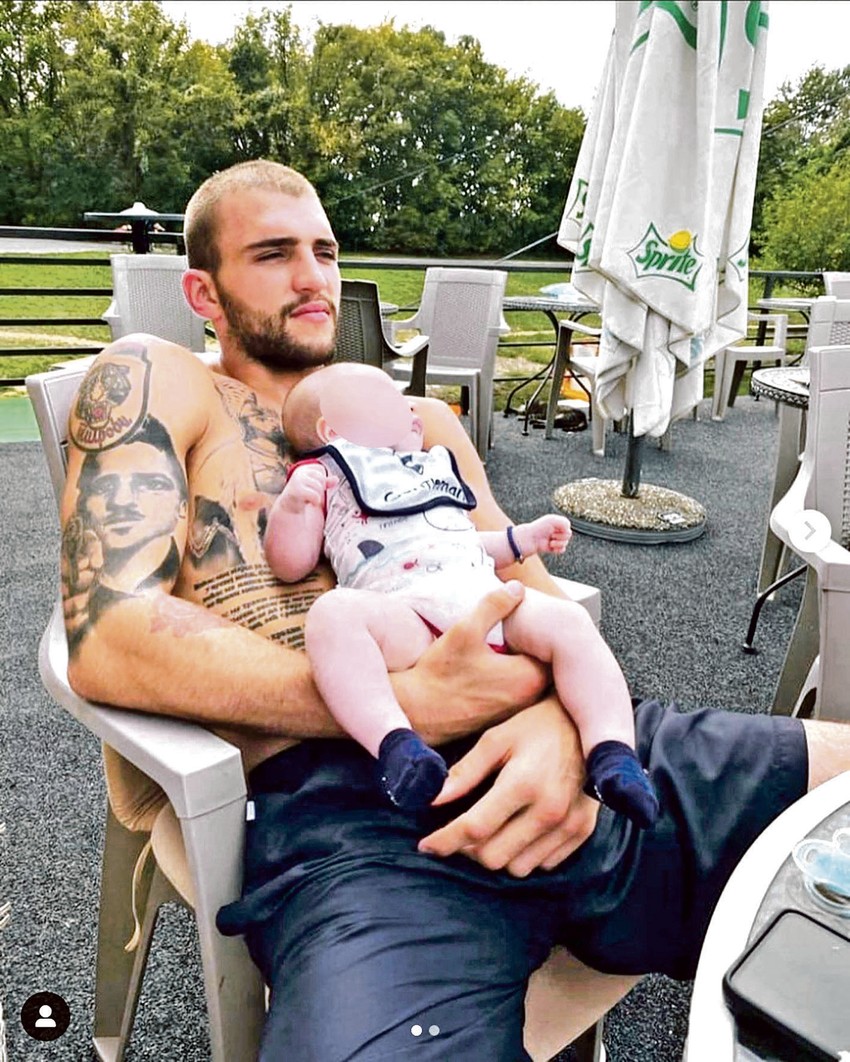 Veljko Ražnatović sa detetom