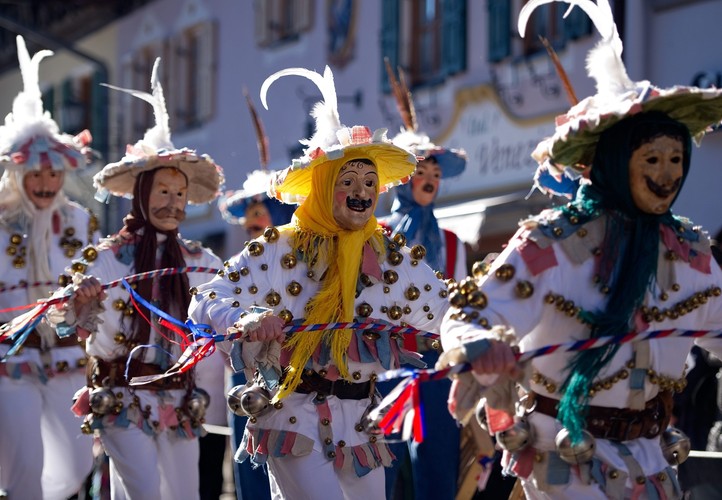 Horror na ulicach! Niezwykły karnawał w Lucernie