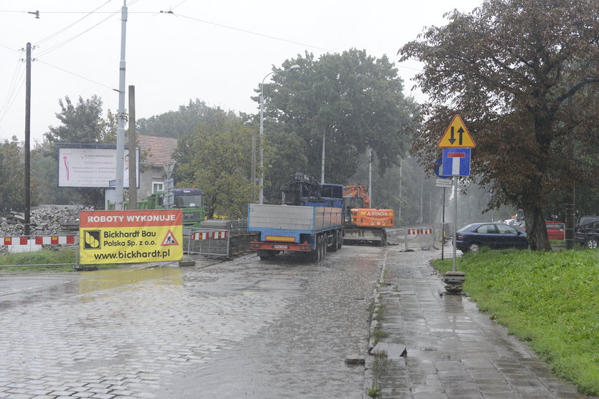 Od Krzyckiej do Braterskiej już nie przejedziemy