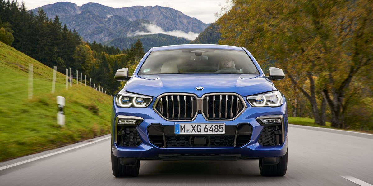 BMW X6 to auto pod wieloma względami wyjątkowe. Rewelacyjnie wyposażone, z bardzo mocnymi silnikami, w dodatku dostępne zarówno w leasingu dla firm, jak i osób prywatnych