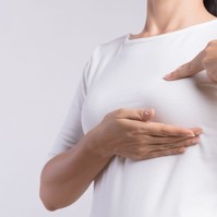 10 veszélyes tévhit a mellrákkal kapcsolatban – ne dőljön be, ha hallja!